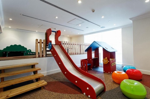 Raffles Makati Hotel image 10