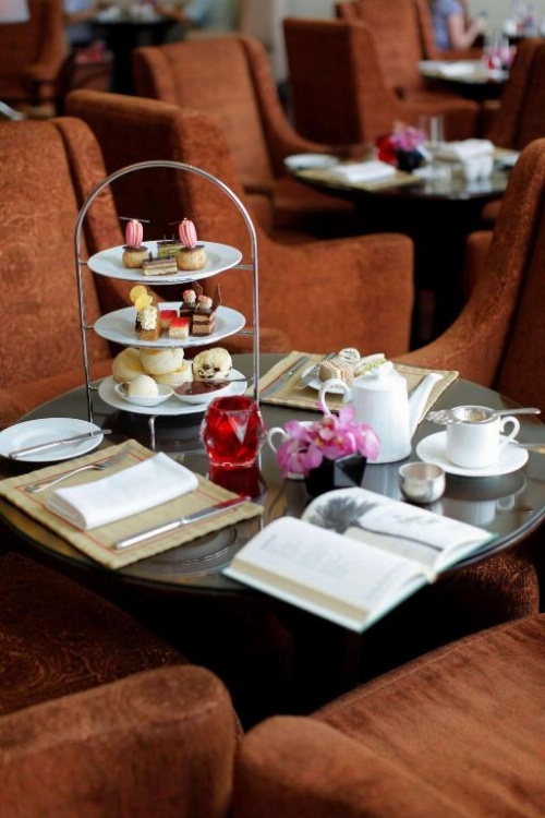 Raffles Makati Hotel image 13