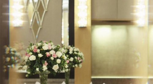 Raffles Makati Hotel image 14