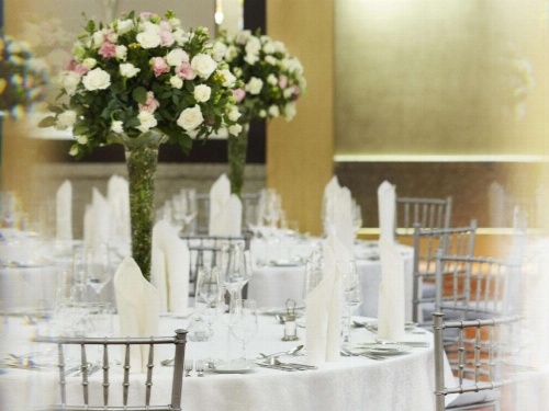 Raffles Makati Hotel image 16